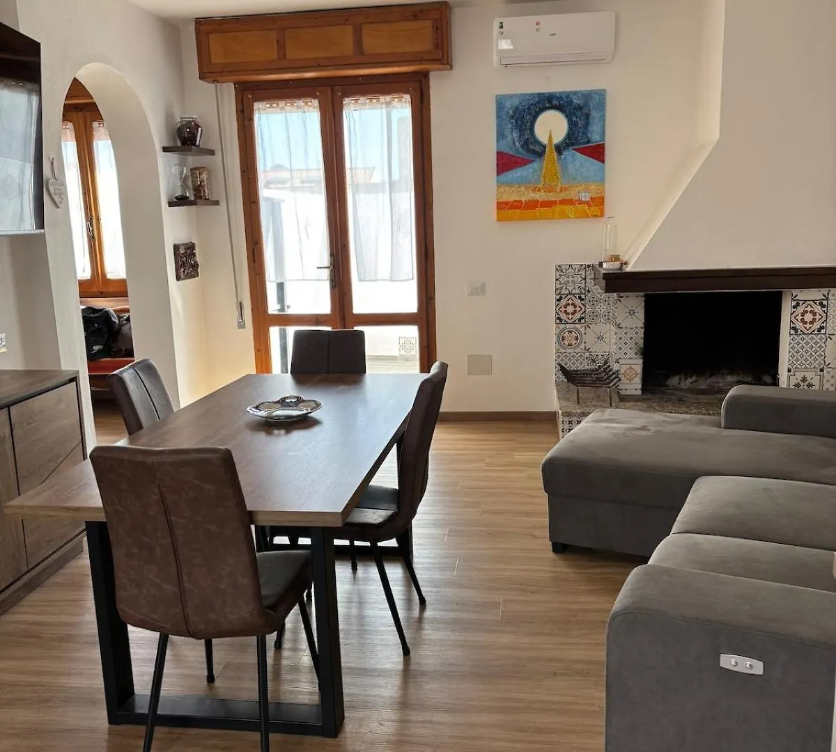 Holiday home Casa Amar Con Terrazza Villa Quartu Sant'Elena Italy